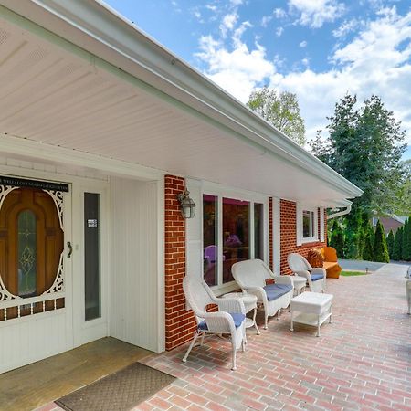 Inviting Waynesville Home Near Main St Shops Zewnętrze zdjęcie