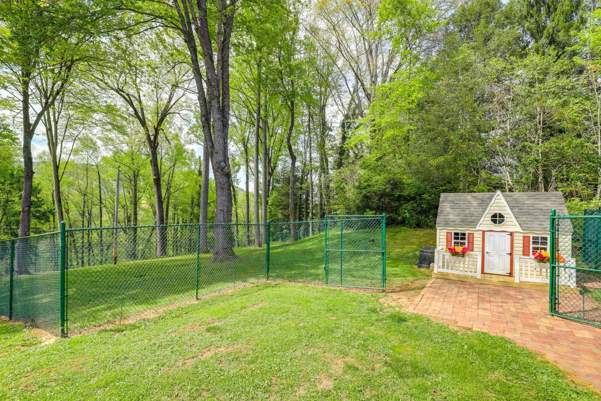 Inviting Waynesville Home Near Main St Shops Zewnętrze zdjęcie